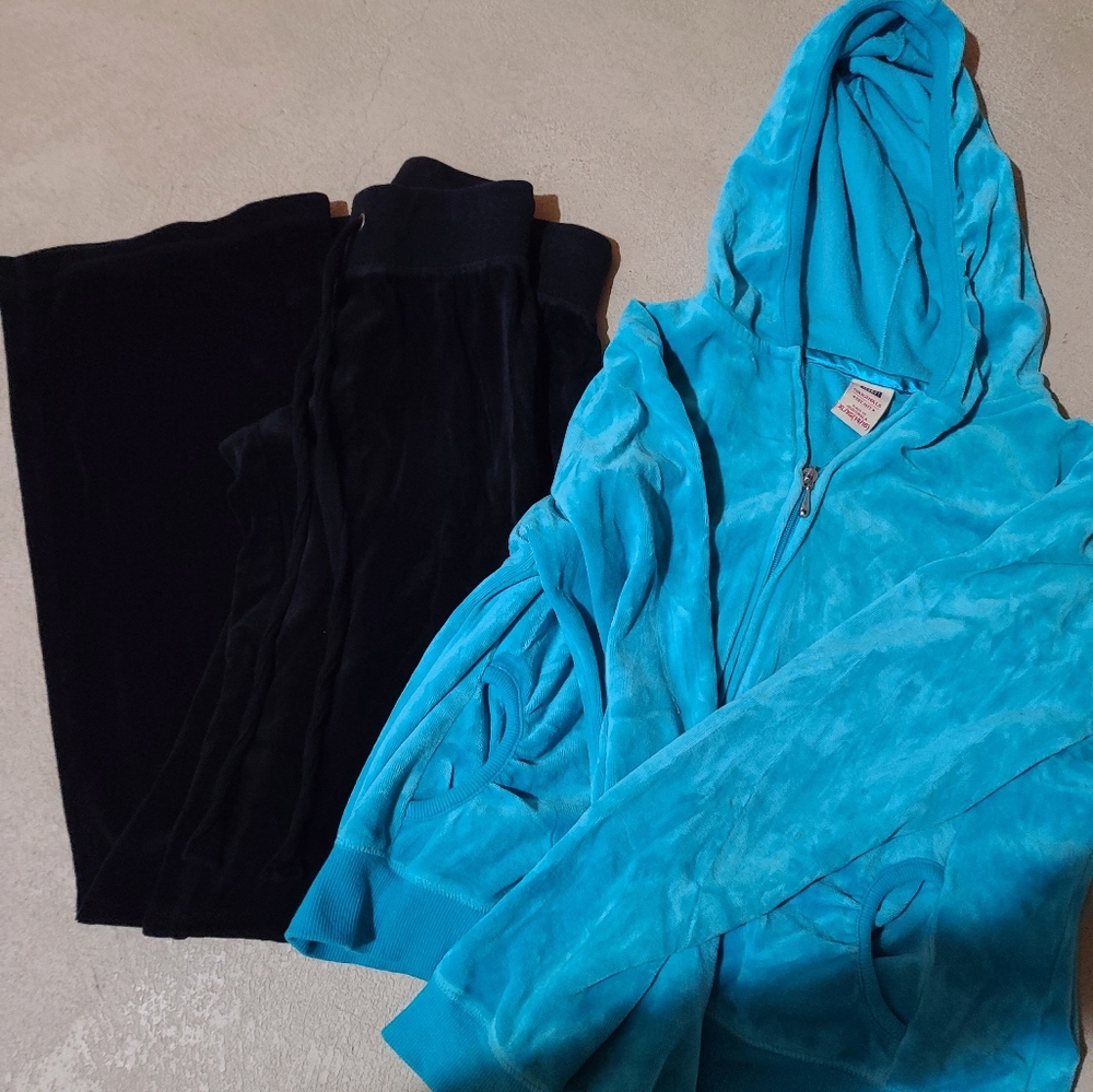 Vintage velour sweatsuit